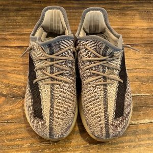 Kids Yeezy Boost 350 V2 Zyon